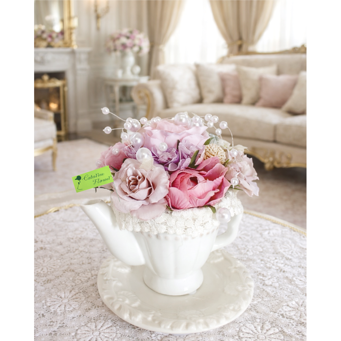 花咲くティーカップアレンジ ・カタリーヌフラワー /CA-604/ H12㎝(フルールちよさん)のメインイメージ